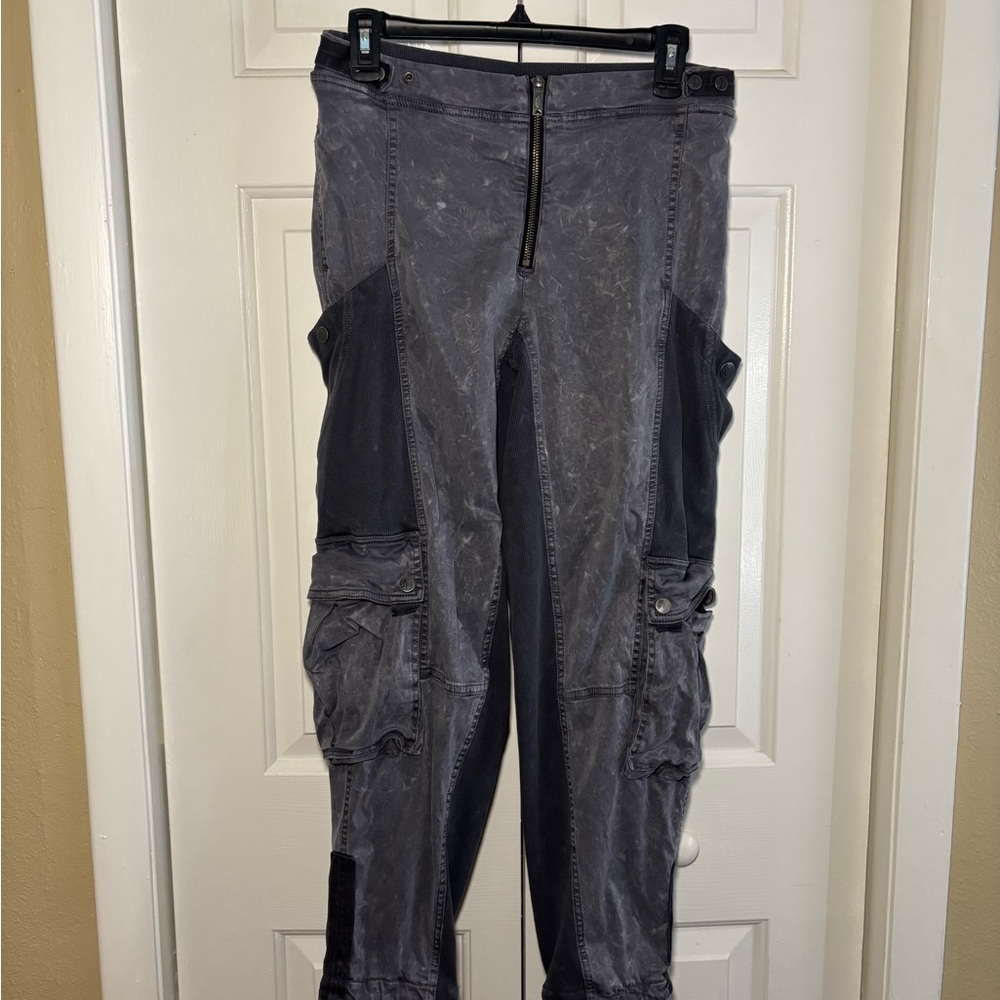 Free People Movement Gray Cargo Pants with Zipper Detail - Picture 1 of 6
